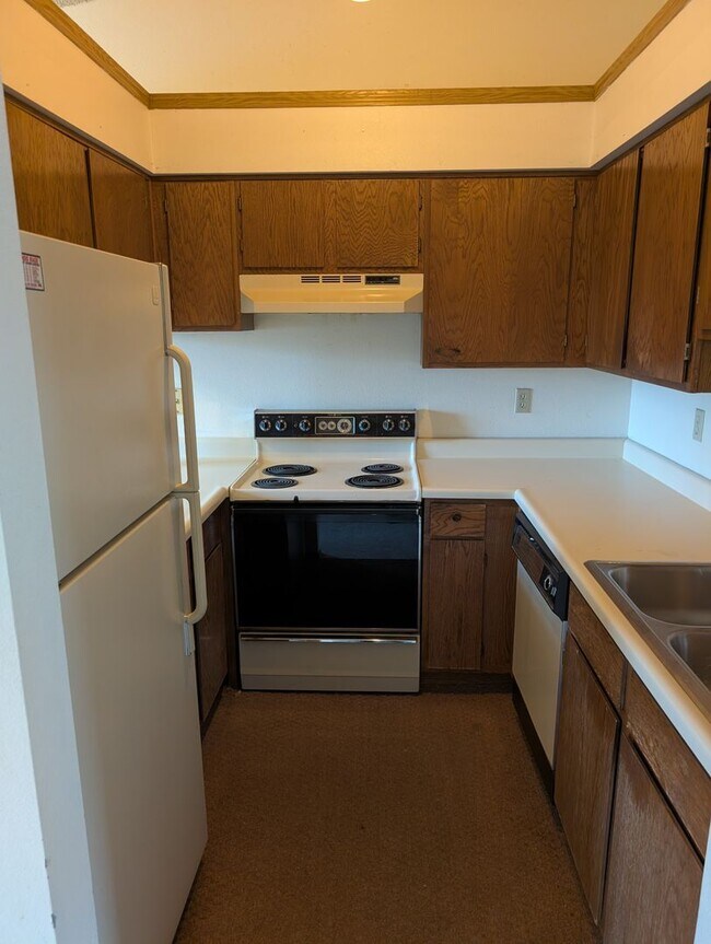 Foto del edificio - 3828 Smoke Tree Dr