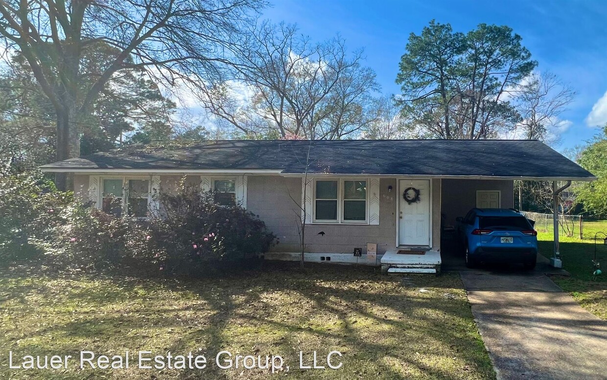 Primary Photo - 3 br, 1 bath House - 608 Kyle St.