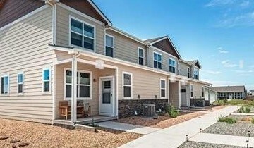 Foto principal - 362 S 4th Ct