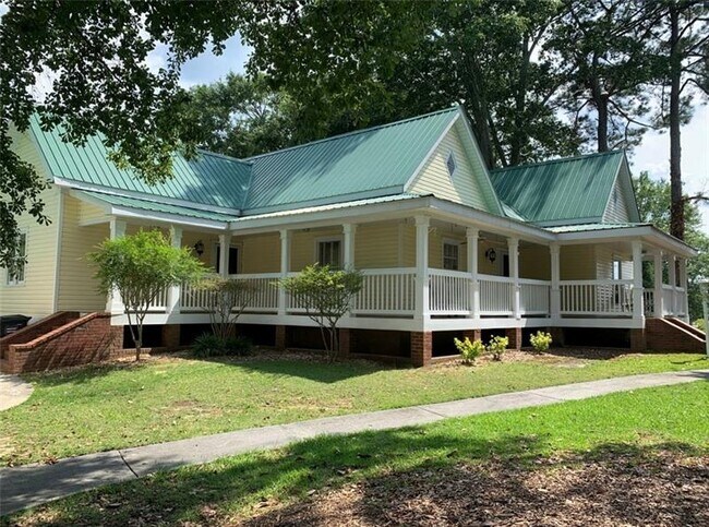 Building Photo - 610 Rock Springs Rd