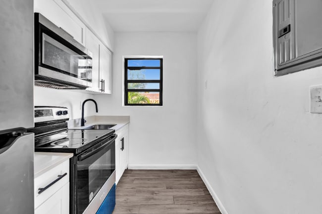 Foto del edificio - 1027 SW 3rd St