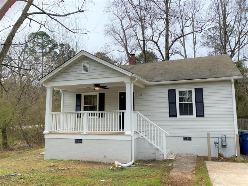 Foto principal - 691 Clifton Rd SE