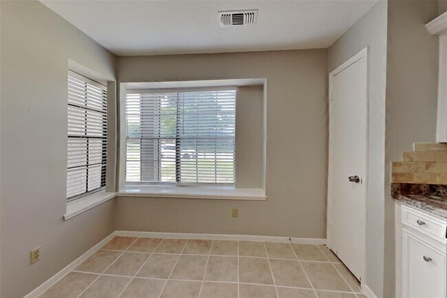Foto del edificio - 22719 Garden Canyon Dr