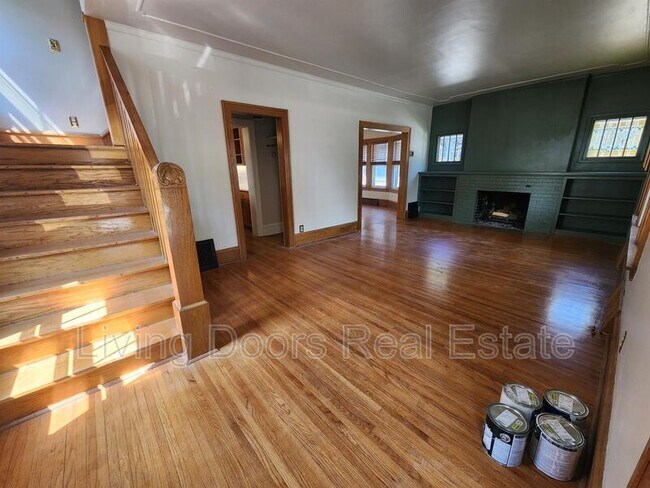Foto del edificio - 2300 Sewell St