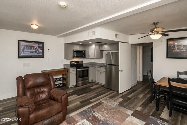 Foto del edificio - Adorable Condo in Great Location