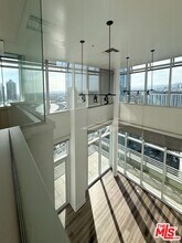 Building Photo - 717 W Olympic Blvd