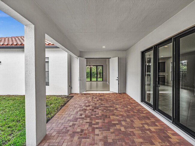 Building Photo - 10630 SW 55th St