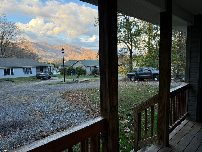 Building Photo - Swannanoa - Beloved Beacon Village!