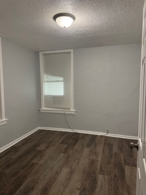 Building Photo - 2120 Linwood Blvd