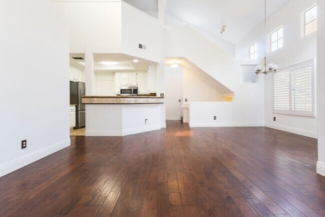 Building Photo - Spacious Laguna Niguel 3 Bed 2 Bath Condo Near Dana Point Harbor