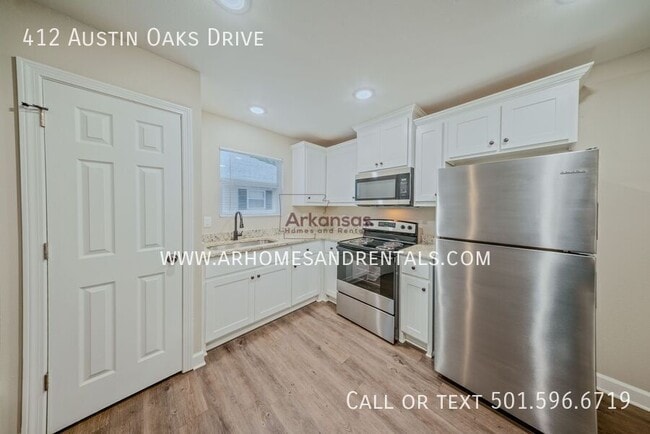 Building Photo - 412 Austin Oaks Dr