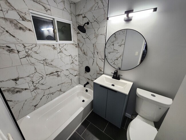 Foto del edificio - 725 Scotland Rd