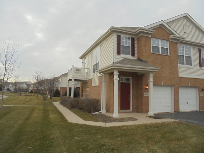 Building Photo - 4234 Savoy Ln