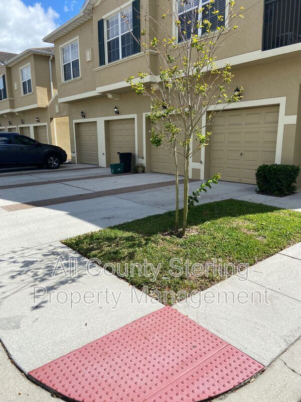 Building Photo - 5001 Kirkland Way