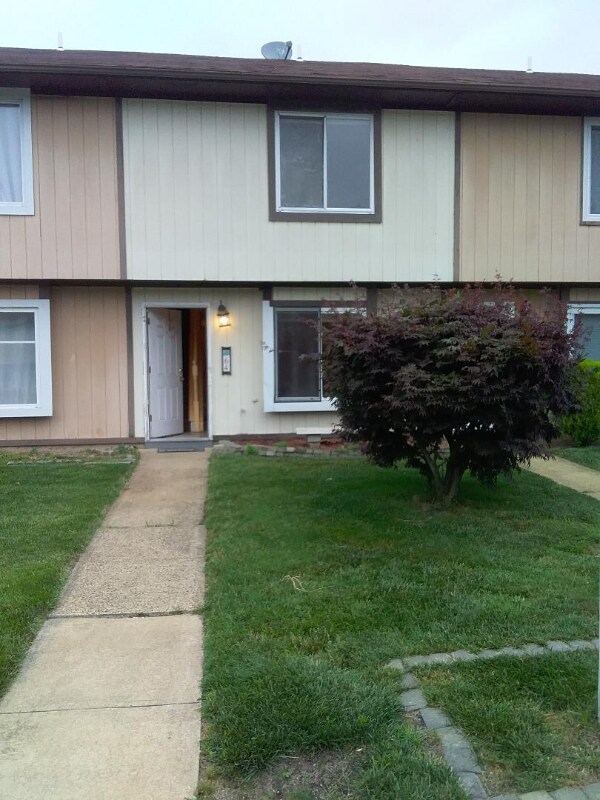 64 Creek Rd, Brick, NJ 08724 Townhome Rentals in Brick NJ