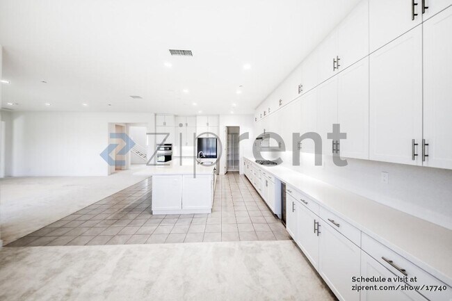 Building Photo - 17700 Ridgeline Ct