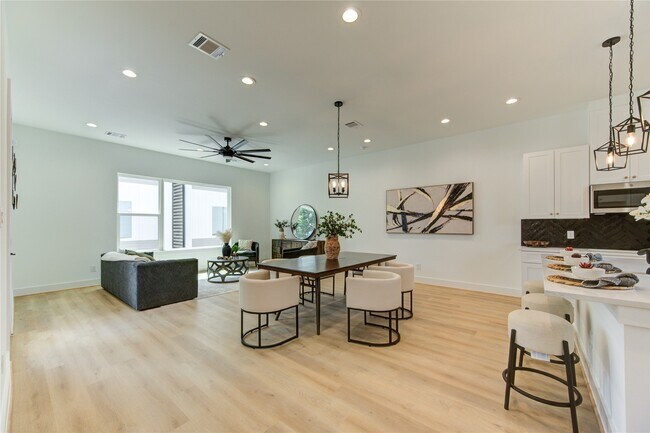 Foto del edificio - 4035 Buck St