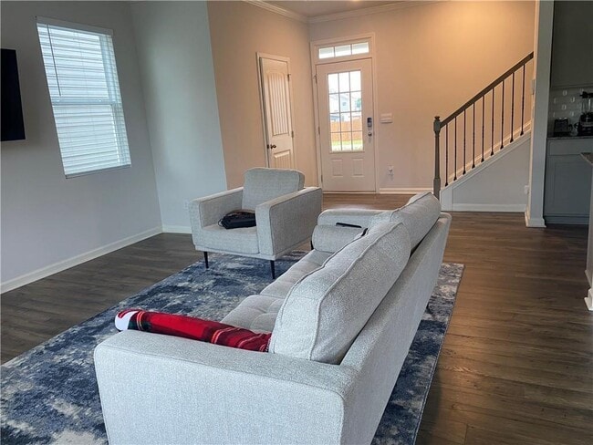 Foto del edificio - 6055 Hoot Owl Ln