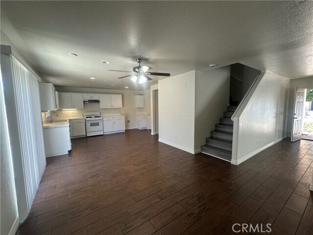 Foto del edificio - 14073 Mare Ln