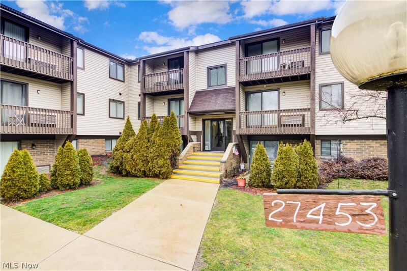 Foto principal - 27453 Westown Blvd