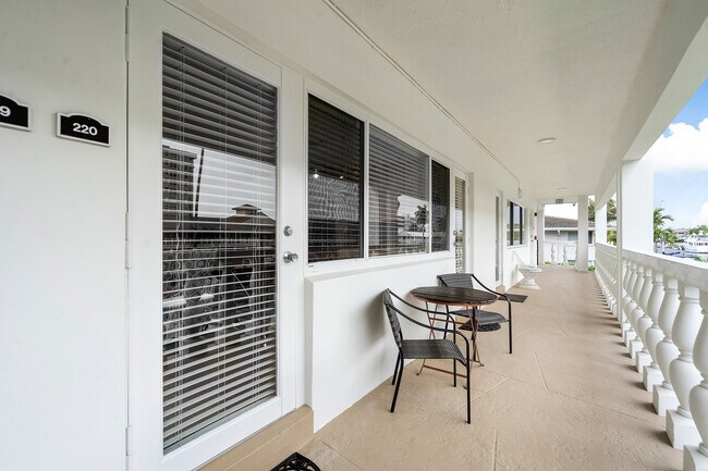 Foto del edificio - 2881 NE 32nd St