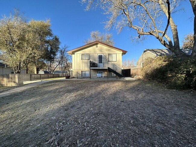 Foto del edificio - 4639 S Acoma St