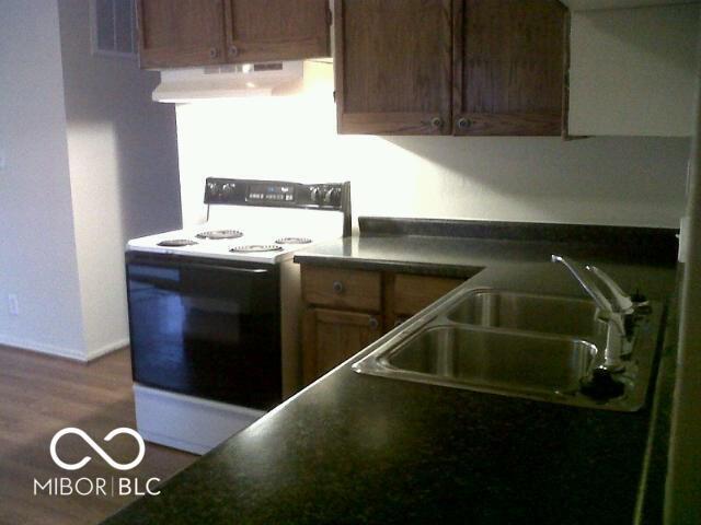 Foto del edificio - 3814 Esquire Pl