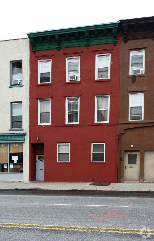 Primary Photo - 497 3rd Ave