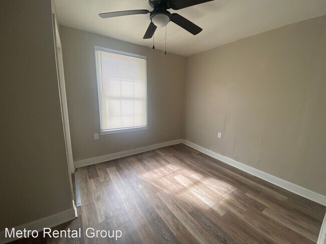 Building Photo - 4 br, 1 bath House - 1905 S. Maple Street