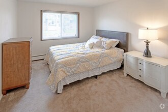 2BR, 1BA - Autumn Ridge Apartments