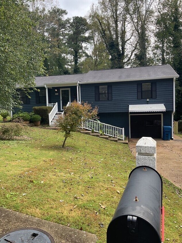 311 Wiley Ct, Marietta, GA 30060