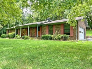 Building Photo - 148 Tanglewood Dr Building Photo - 148 Tanglewood Dr