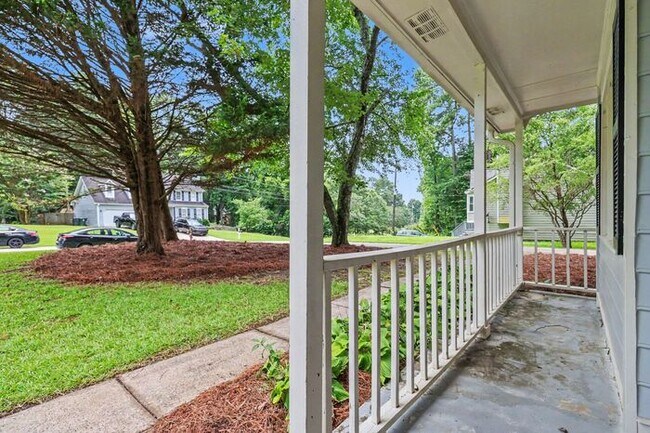 Foto del edificio - 3BR/2BA Ranch Home in Great School District Near Mall of Georgia!