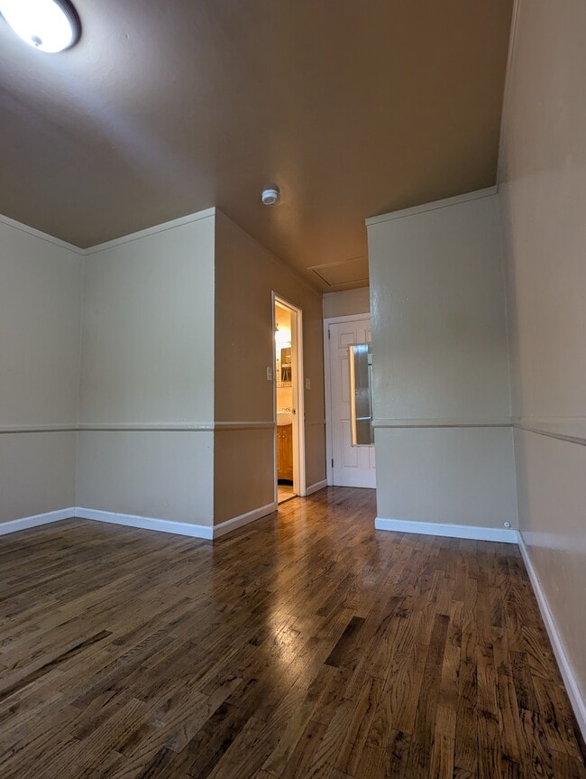 Foto del edificio - 4858 70th St