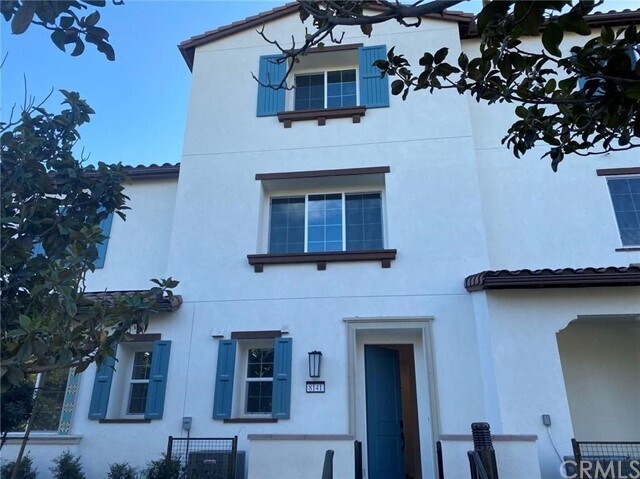 Building Photo - 8141 Garden Park St