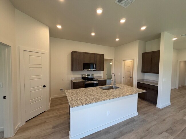 Building Photo - New Beautiful 3 Bedroom Home with 2-Car Garage in Frenship ISD