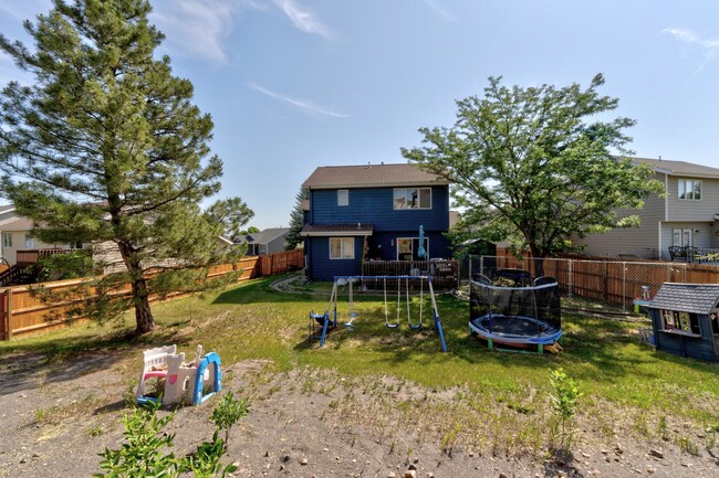 Building Photo - 4025 Wild Flower Dr
