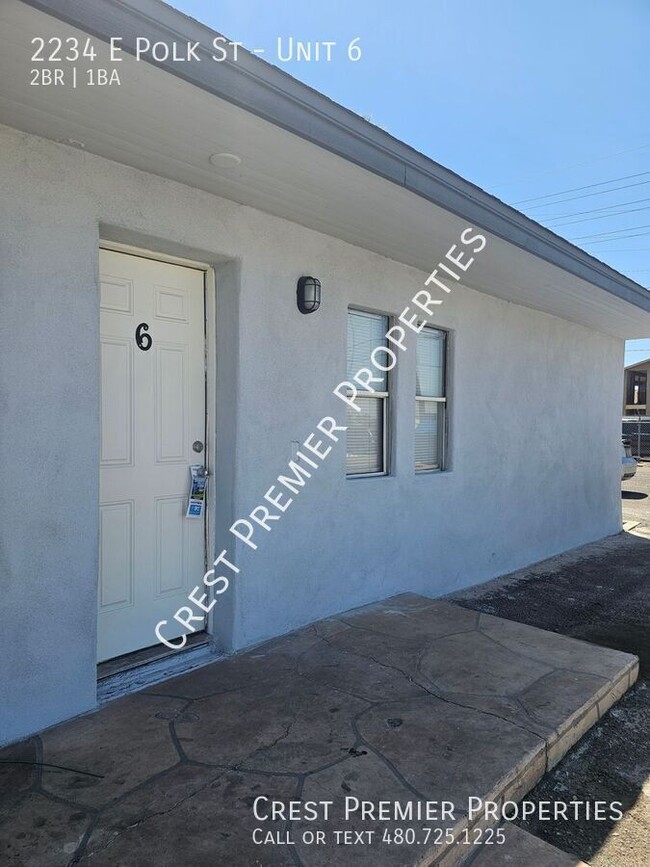 Photo - 2234 E Polk St Apartment