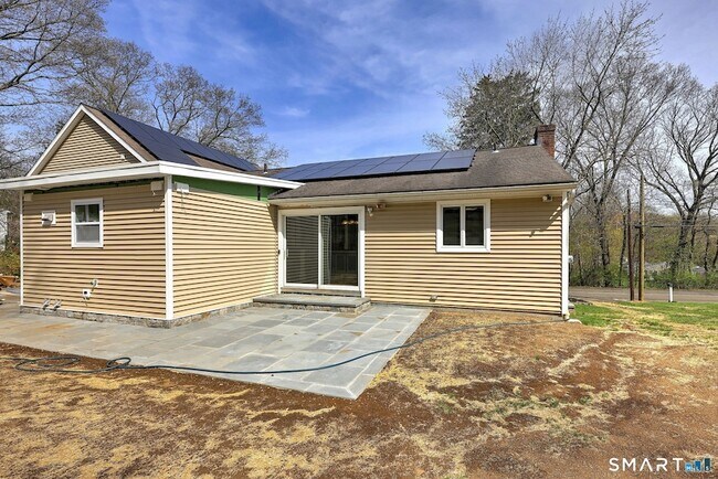 Foto del edificio - 31 Shawnee Rd