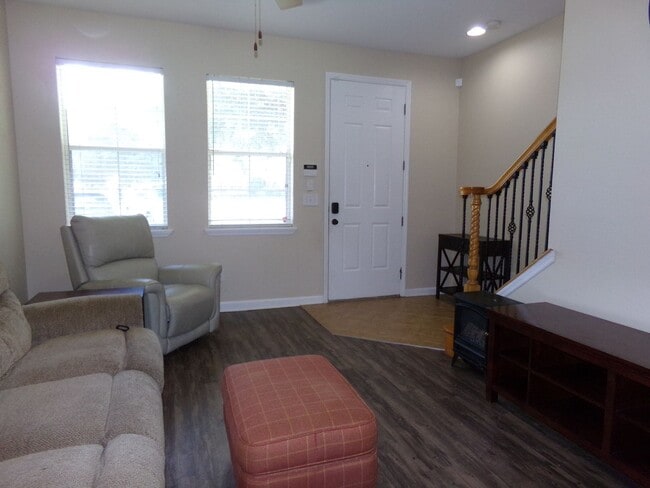 Building Photo - Townhome in Sumerlin at Bartram Park