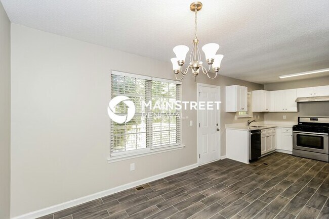 Building Photo - 3 Bedroom Pet-Friendly Home in Dallas, GA with Main Street Renewal