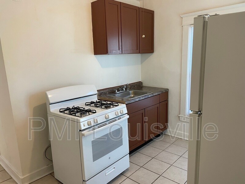 Foto del edificio - 521-523 N 33rd St