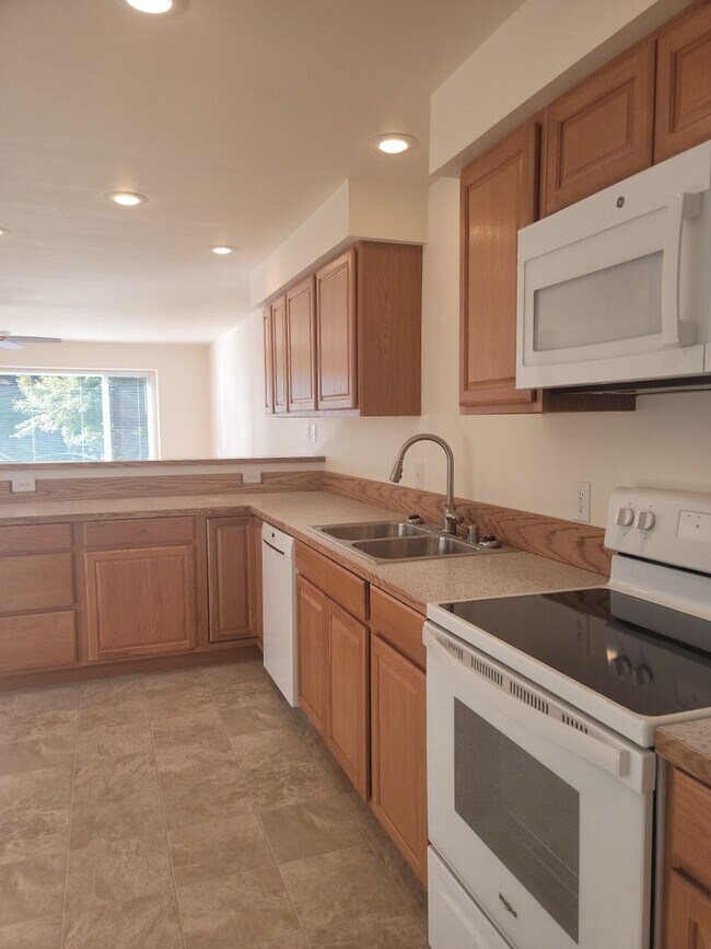 Foto del edificio - 7308 24th Ave NW