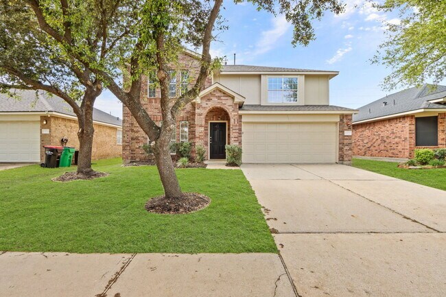 Building Photo - 15127 Green Whisper Dr