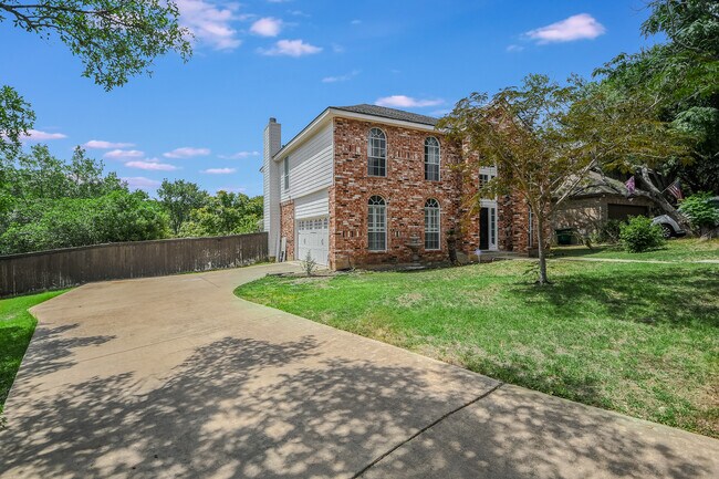 Foto del edificio - 15711 Wolf Creek St