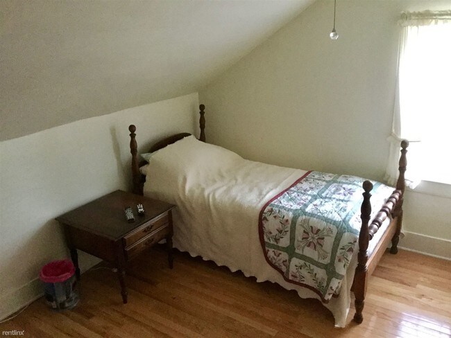 Building Photo - 4 br, 2 bath House - 2257 Columbia Rd