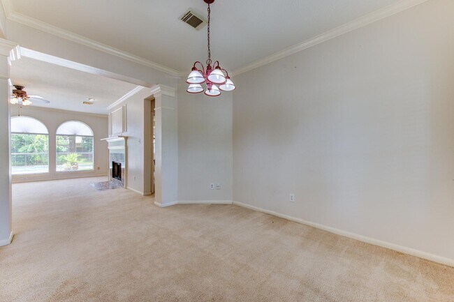 Foto del edificio - 1107 Magnolia Woods Ct