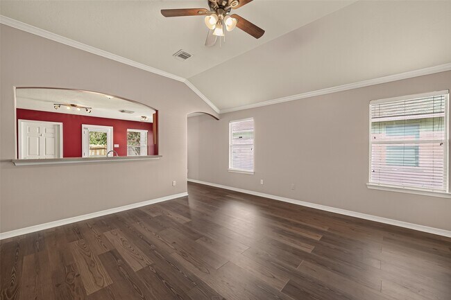 Foto del edificio - 25202 Clover Ranch Dr