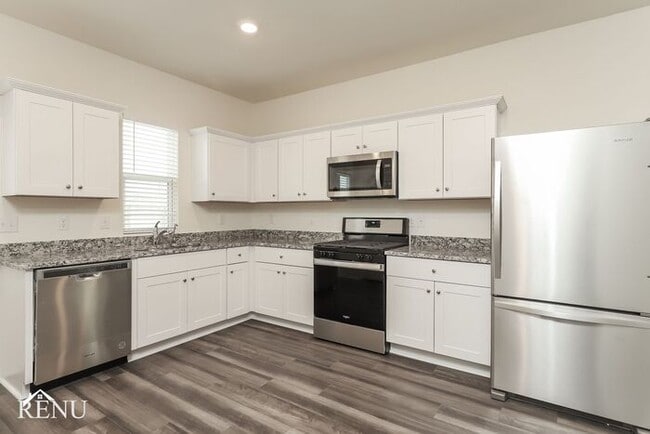 Building Photo - 5202 Dawn Break