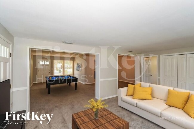 Building Photo - 8017 Santillo Dr